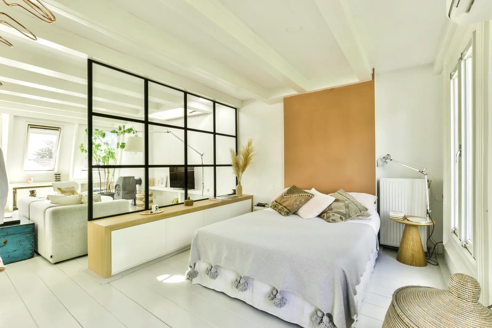 Reforma integral con salón diáfano y zona de estar en El Vendrell